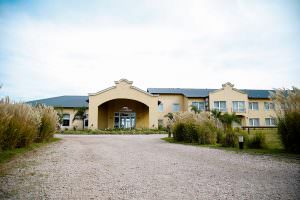 entrada del hotel HJ Trenque Lauquen