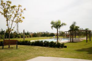 Piscina Exterior Hotel Howard Jhonson Trenque Lauquen